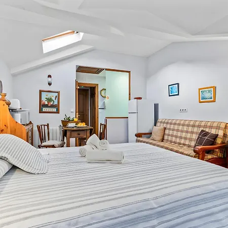Montecaoru - Aptos. Y Apartahotel 3*